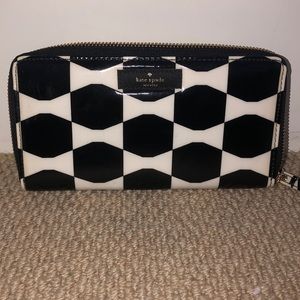 BRAND NEW Kate Spade Wallet